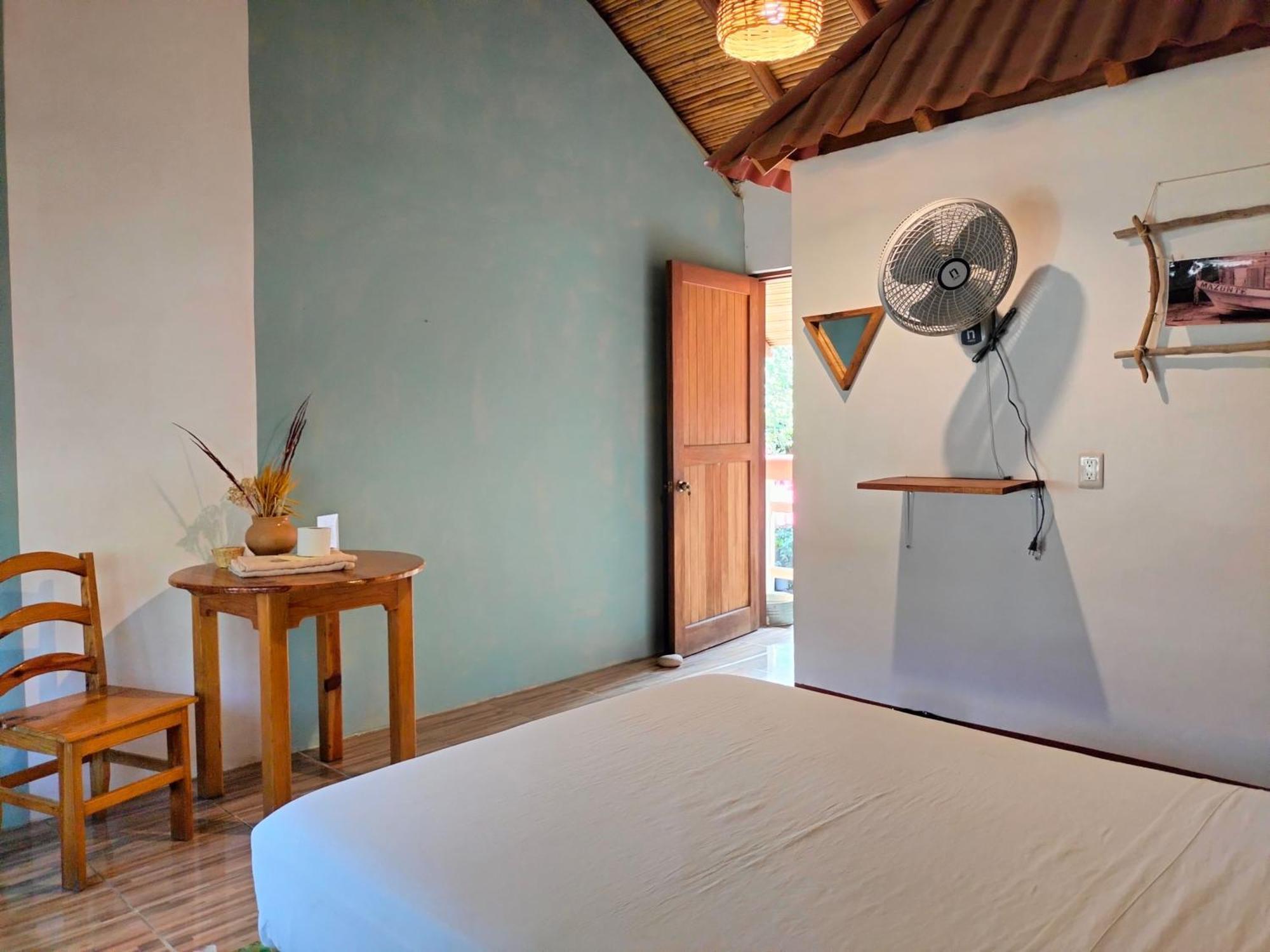 מלון Casa H Rinconcito מזונטה מראה חיצוני תמונה